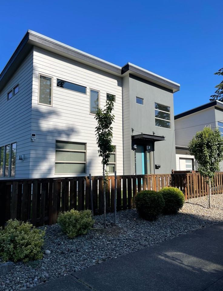 5462 Se 57th Ave - Photo 3 of 15