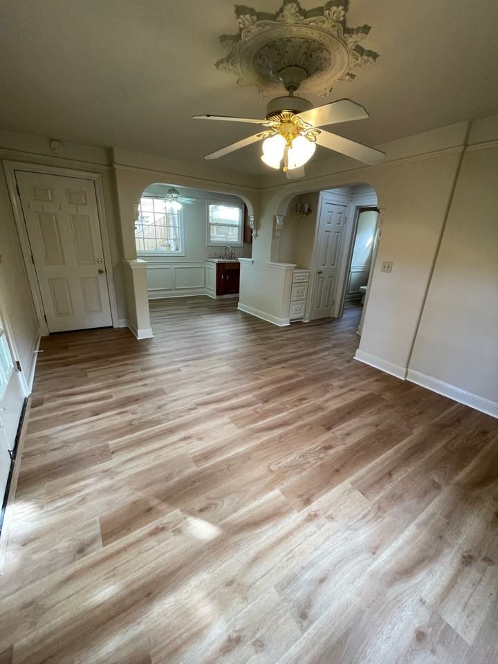319 Lincoln St Apt C #C - Photo 2 of 9