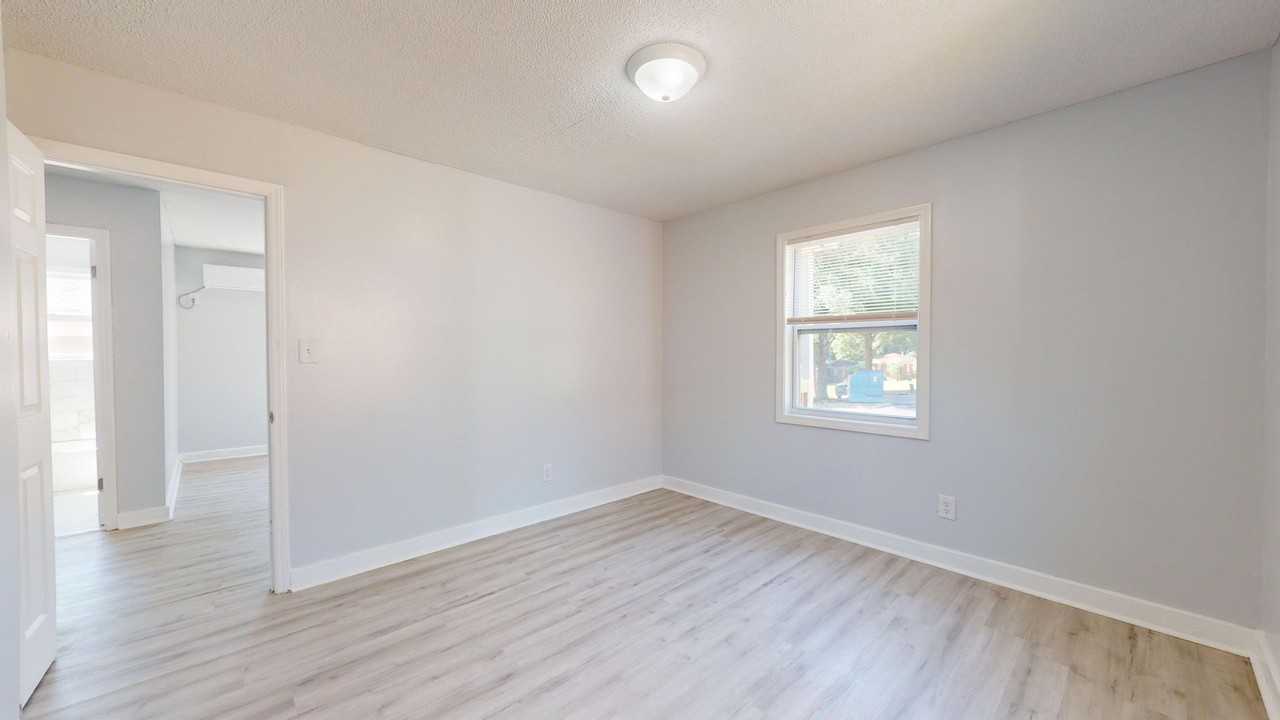 4538 Helena St - Photo 6 of 6