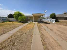 1219 W Summit St - Photo 1 of 1