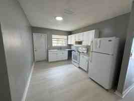 featured image of 401 Nw 2nd St