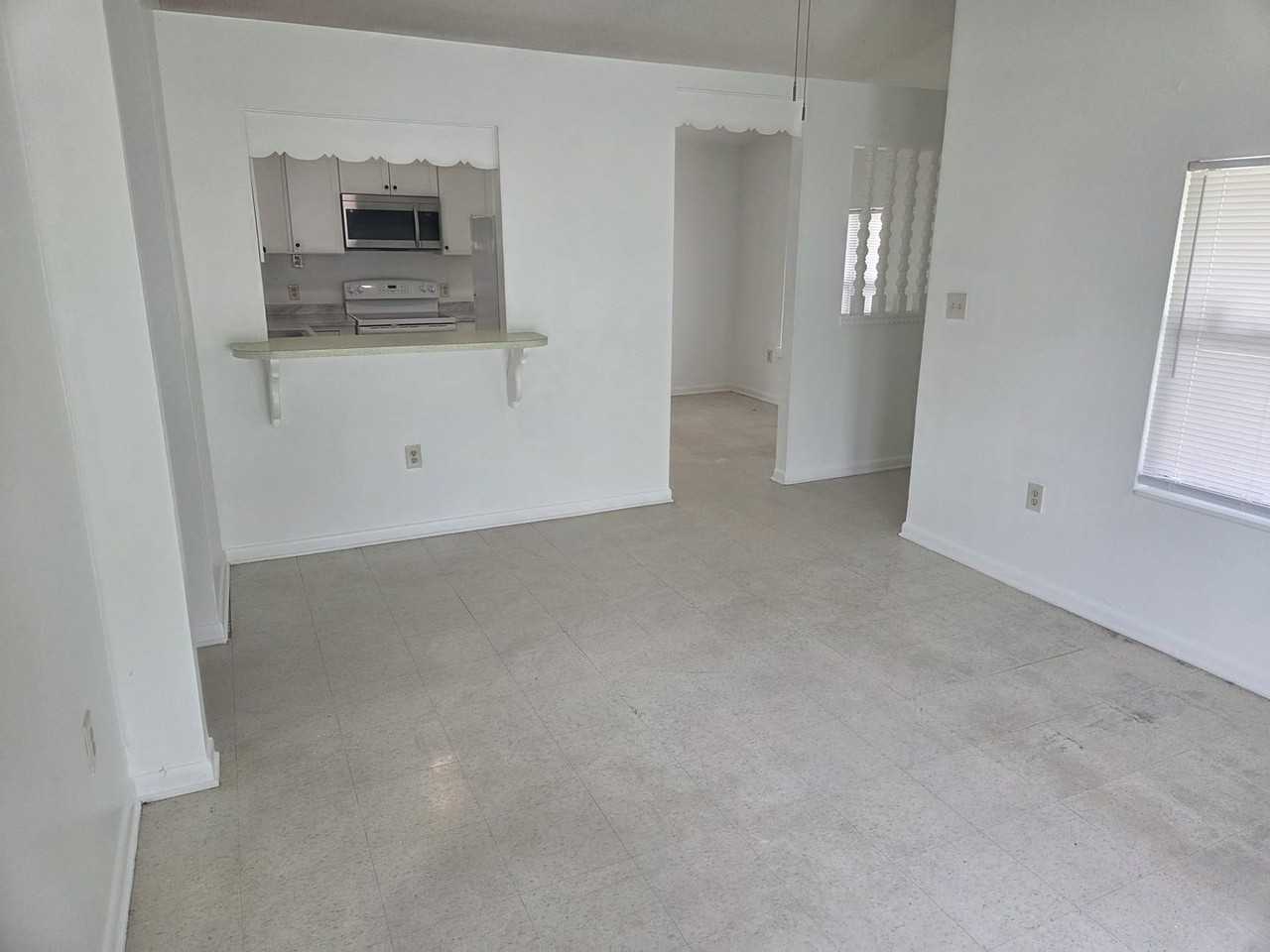 1716 Jupiter St - Photo 3 of 11