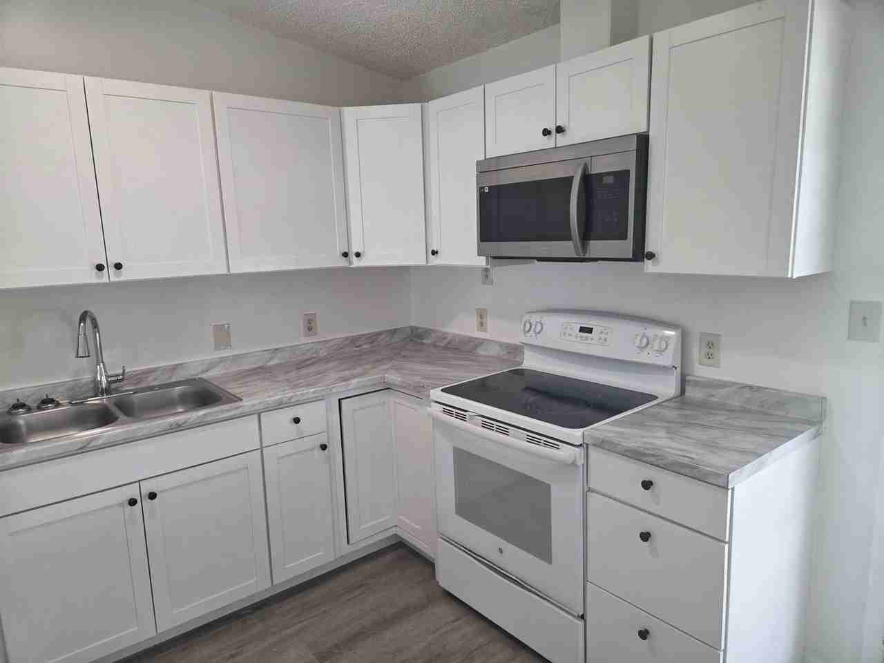 1716 Jupiter St - Photo 6 of 11