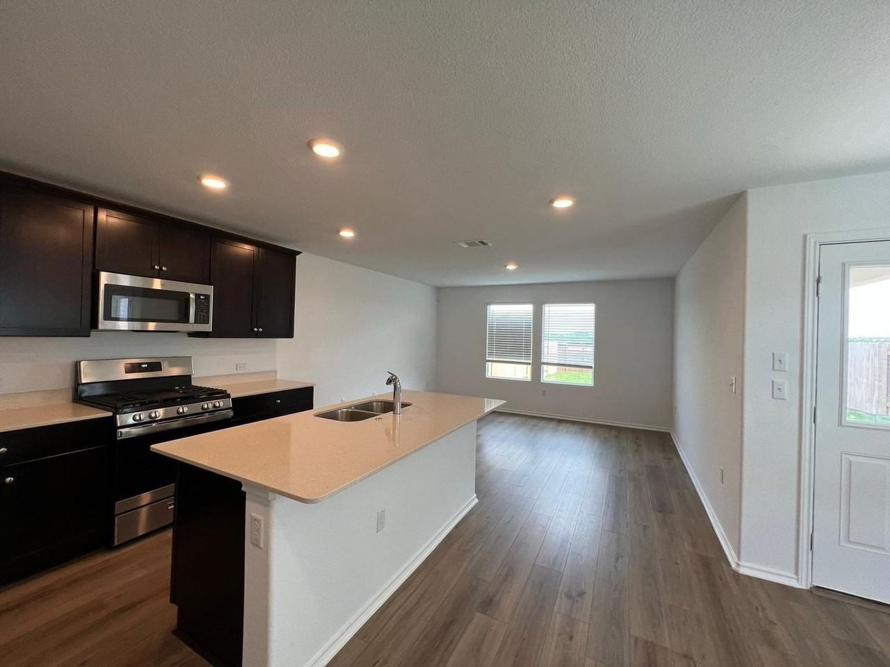 12204 12204 Scarlet way - Photo 6 of 19