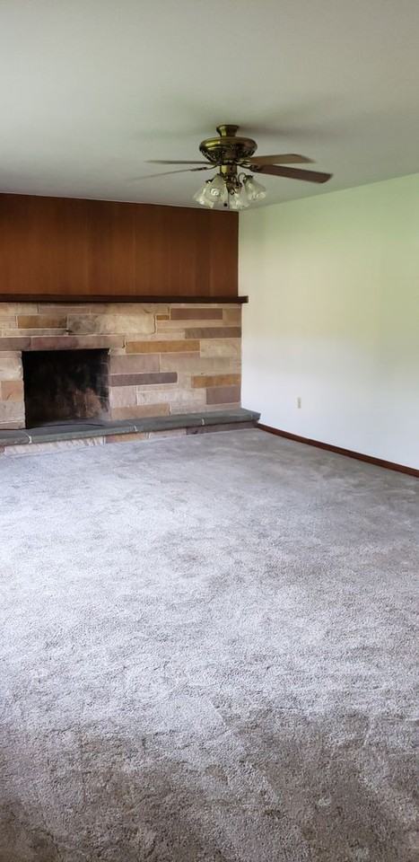 725 W Pine Grove Rd - Photo 2 of 18