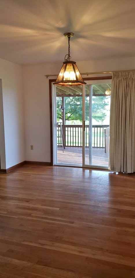725 W Pine Grove Rd - Photo 4 of 18