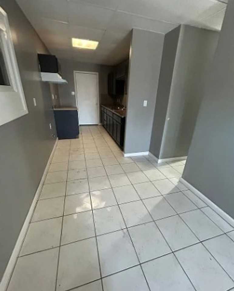 142 Saint Robert Dr - Photo 3 of 8
