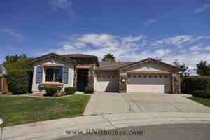 featured image of 204 Dodd Pl
