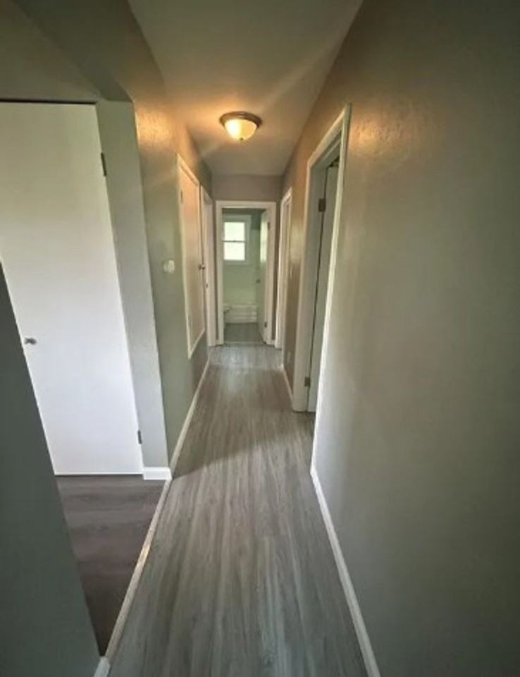 1729 Mullens Ave - Photo 5 of 12