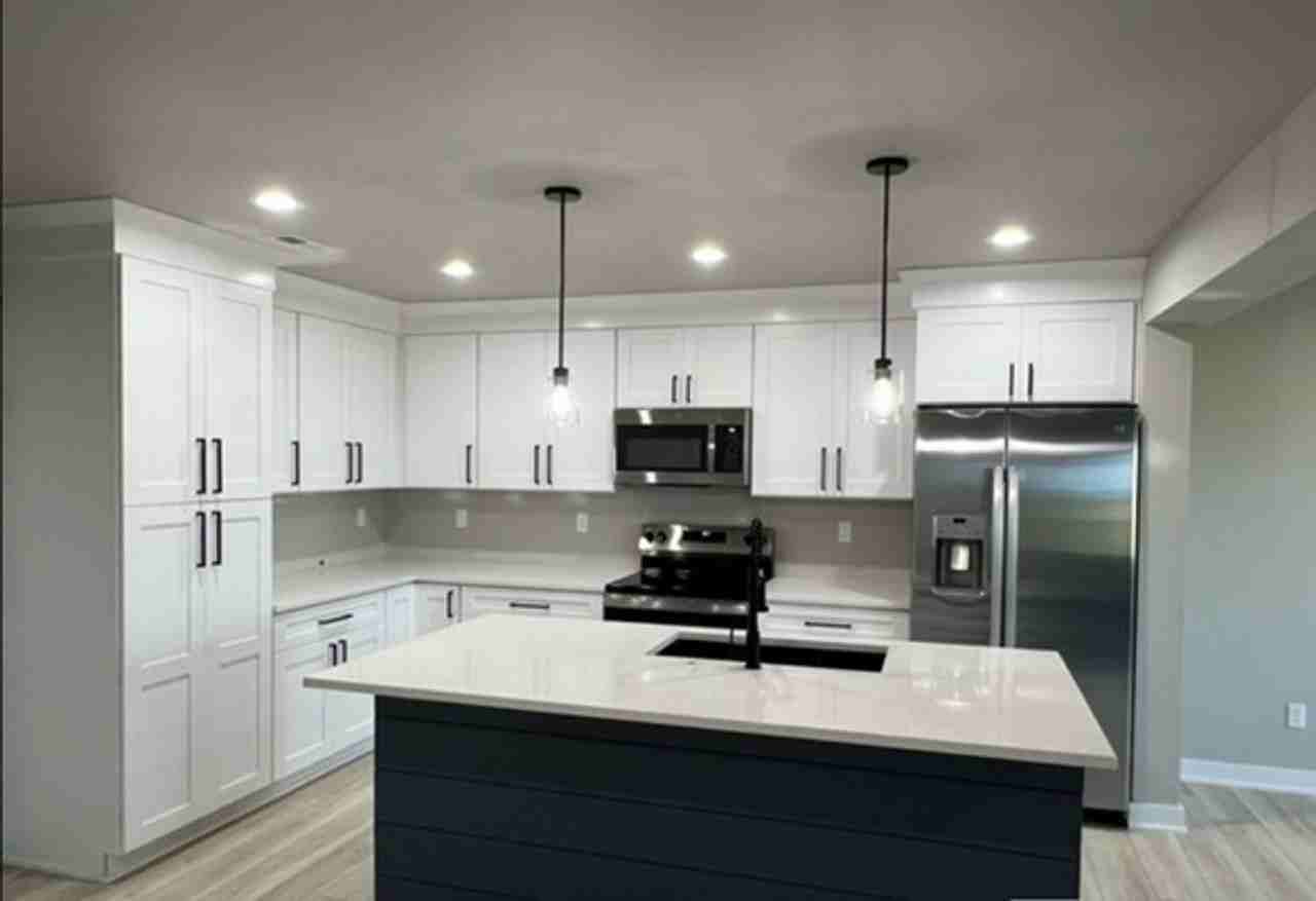 14420 Springbrook Trl - Photo 2 of 20