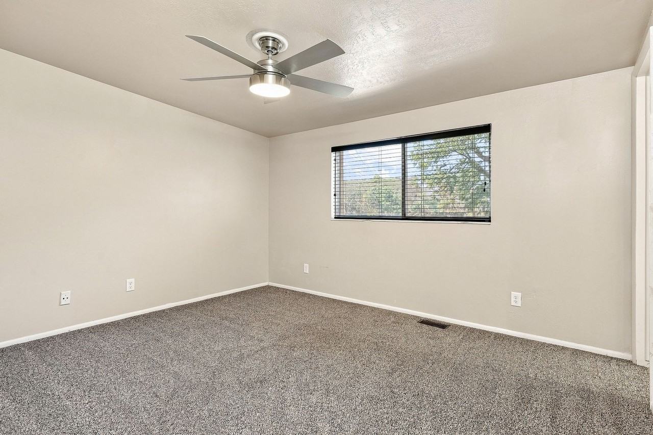 1064 Nayon Dr #I - Photo 6 of 15