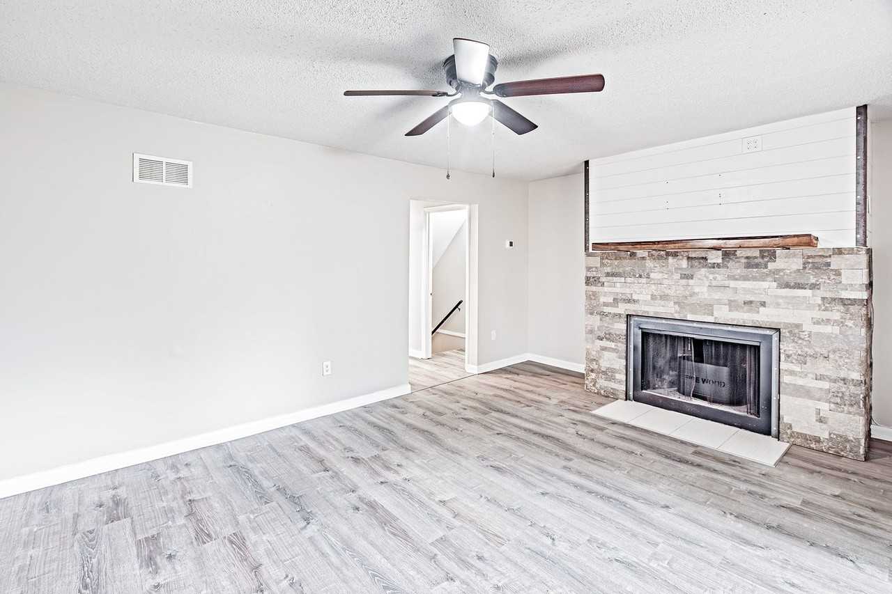 2204 Olden Ave - Photo 5 of 20