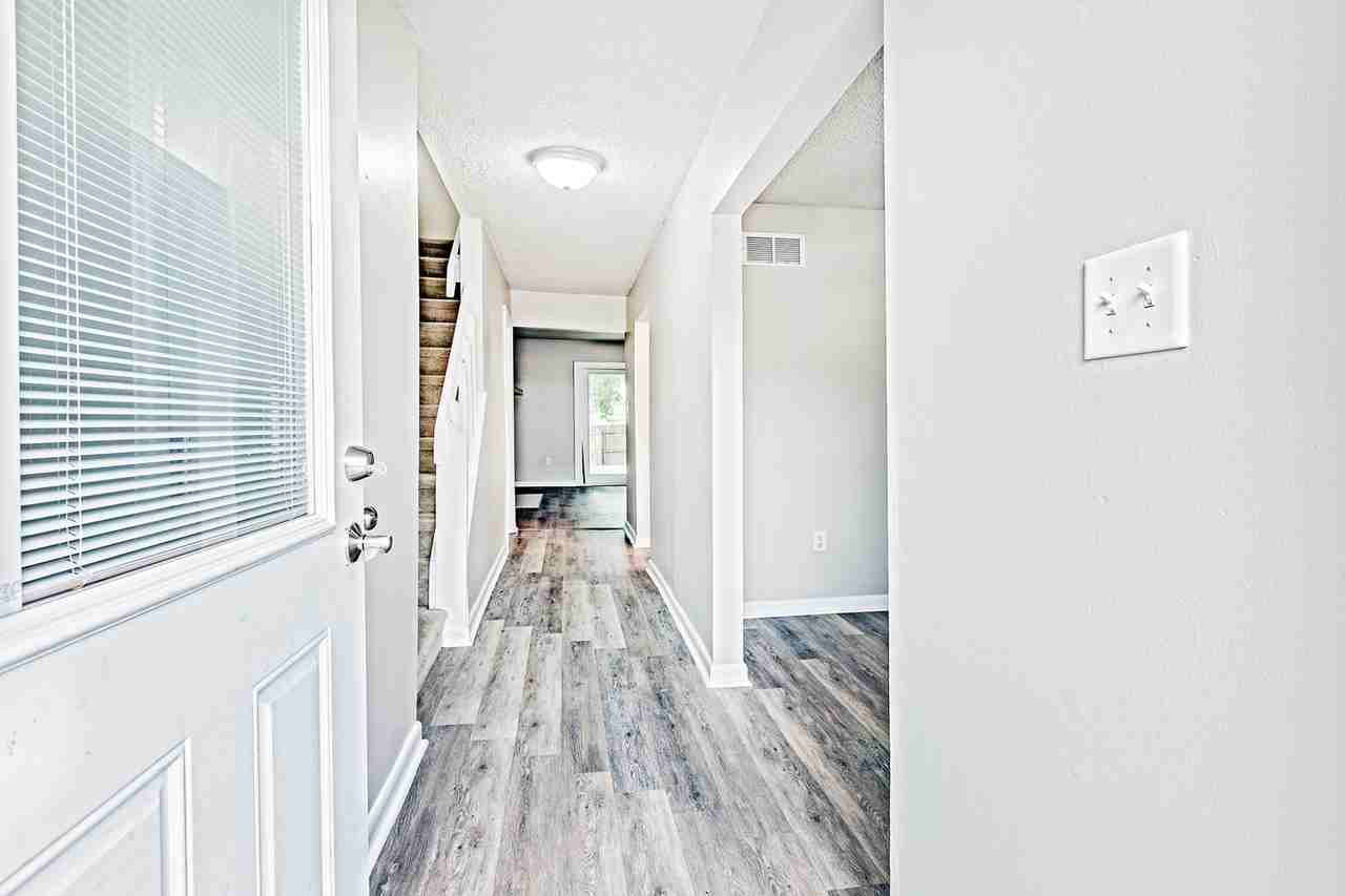 2204 Olden Ave - Photo 7 of 20