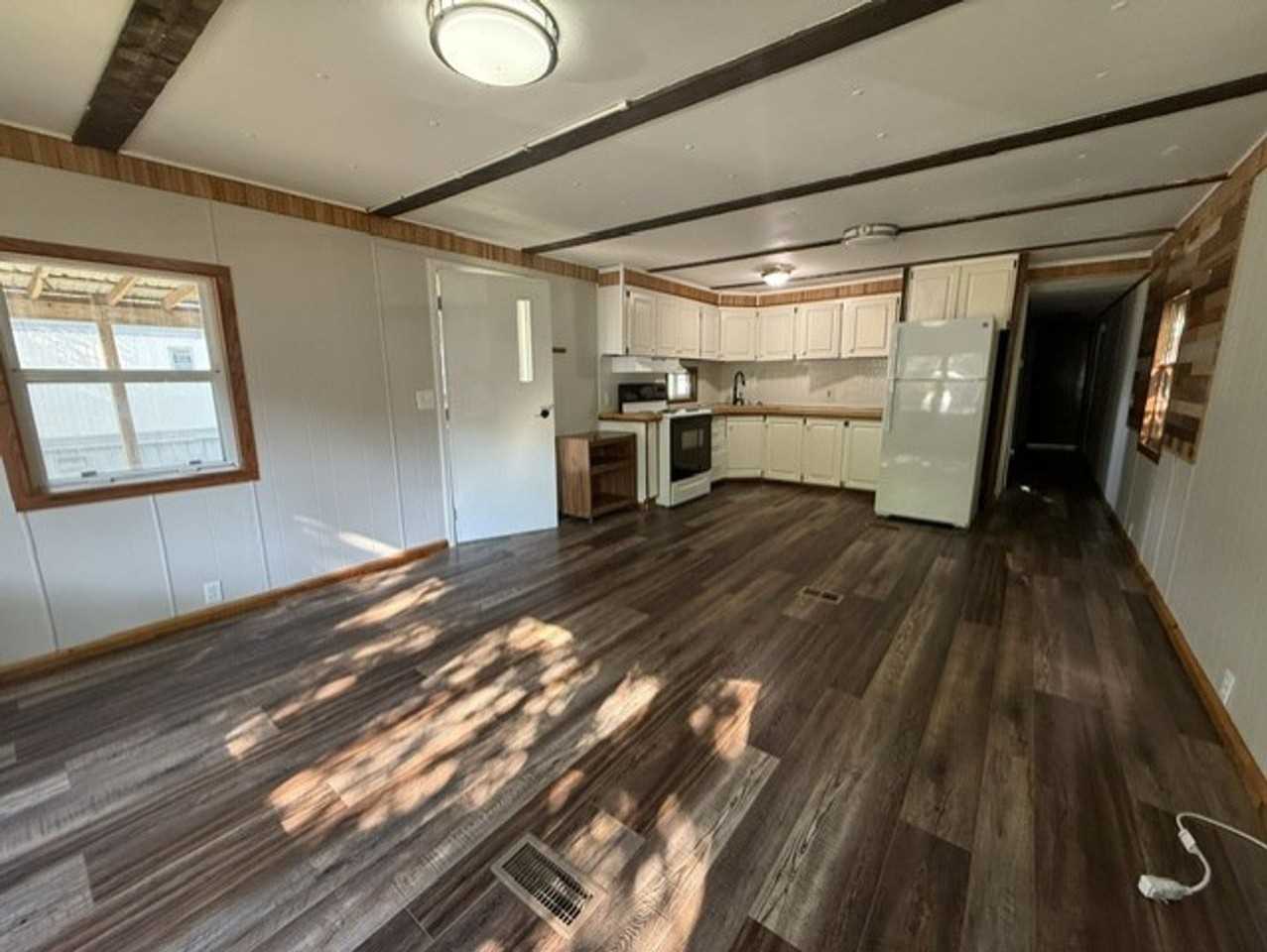 519 Lone Robin St - Photo 3 of 11