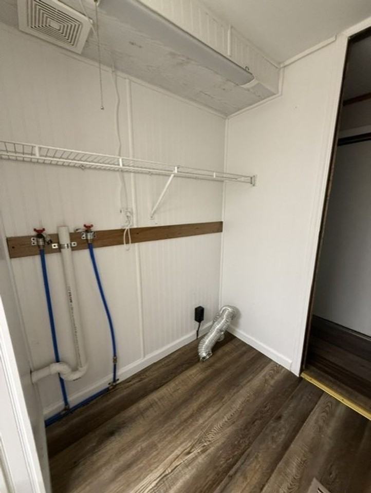 519 Lone Robin St - Photo 5 of 11