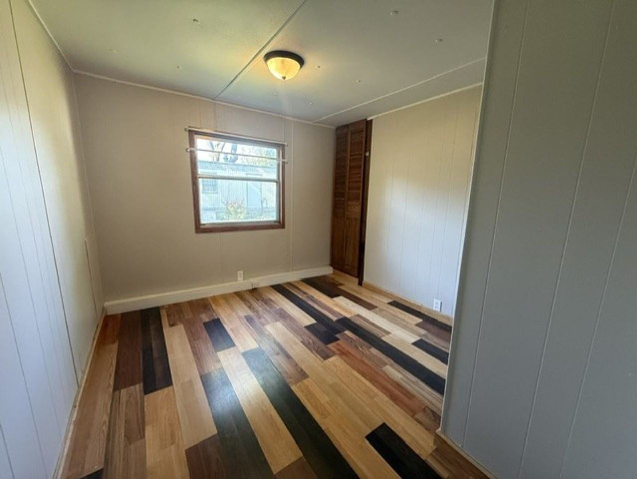 519 Lone Robin St - Photo 6 of 11