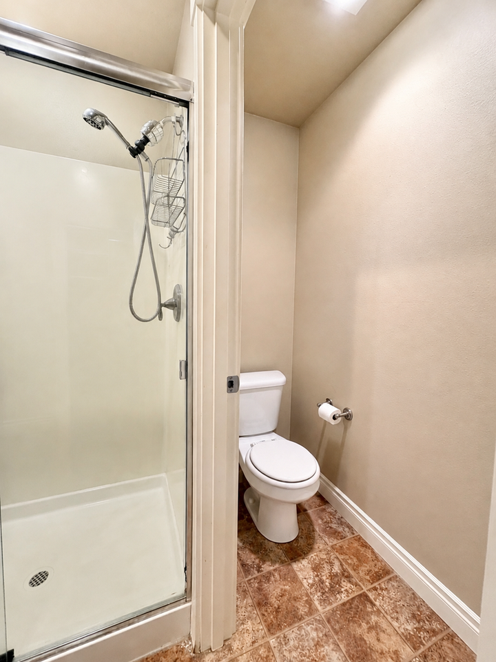 10304 163rd Ave Ne #2 - Photo 6 of 30