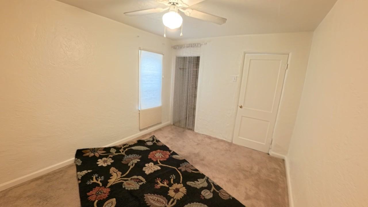 4416 1/2 10th St Nw - Photo 2 of 6