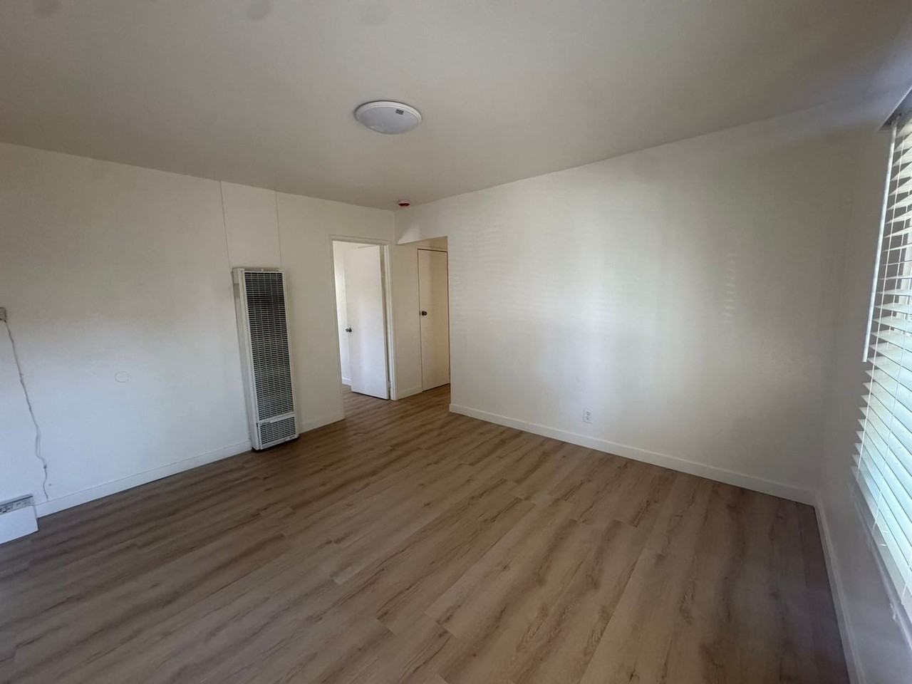 1448 Coronado Ave - Photo 2 of 16