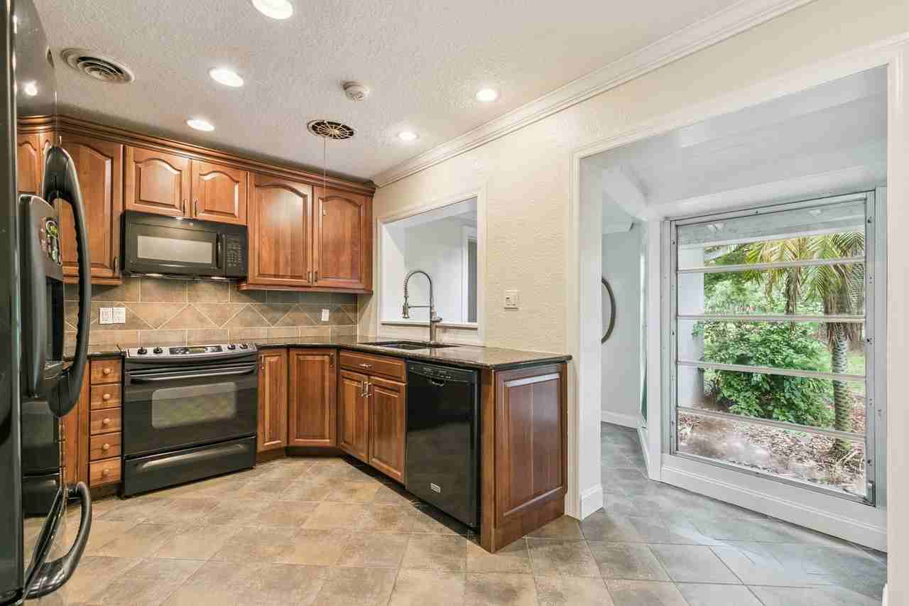 3306 Eagle Blvd - Photo 6 of 26