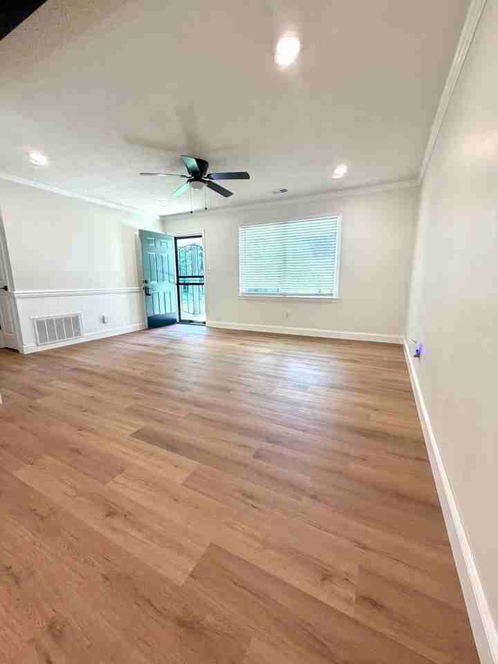 3851 Nebo Rd - Photo 5 of 16