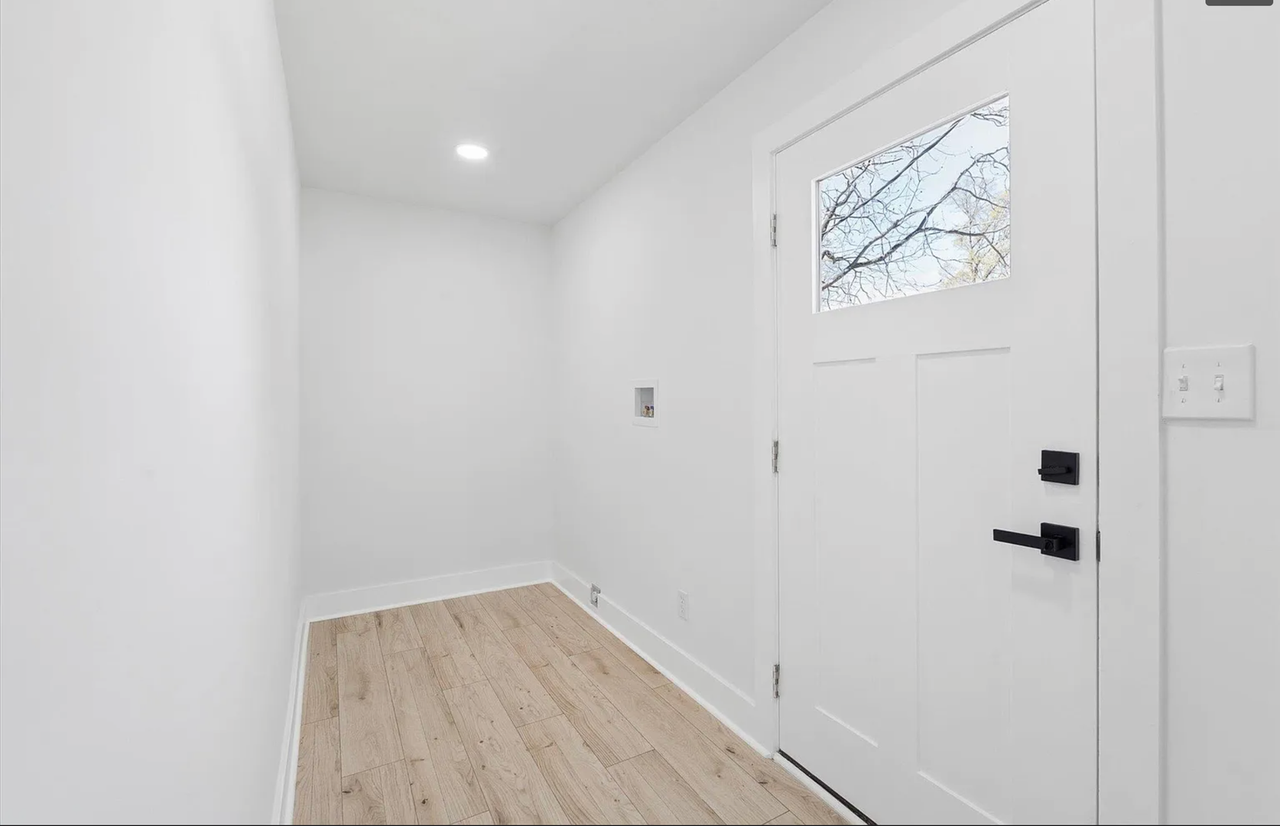 20 4th Ave - Photo 3 of 12