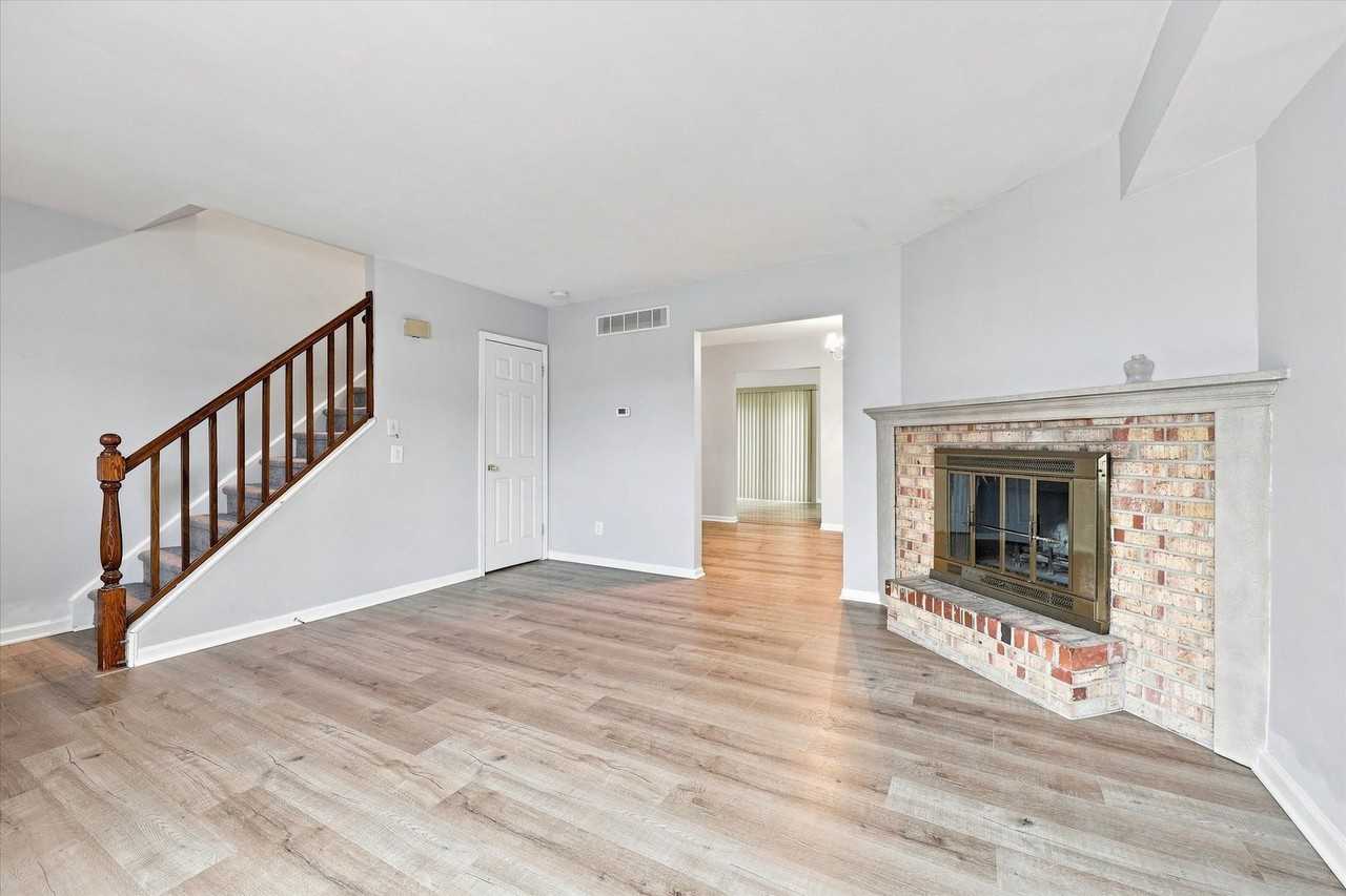 701 Renner Rd - Photo 4 of 15