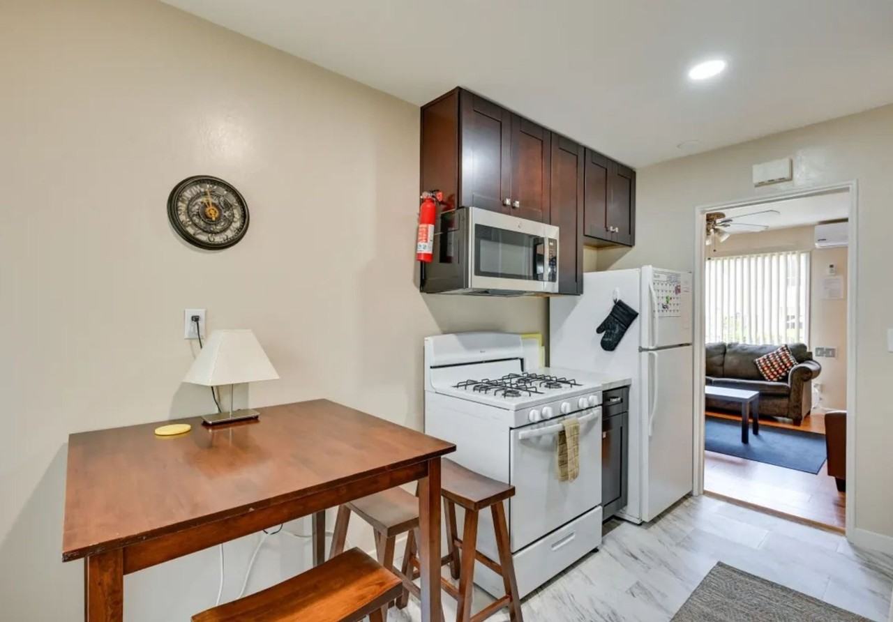 1445 Felspar St - Photo 7 of 21