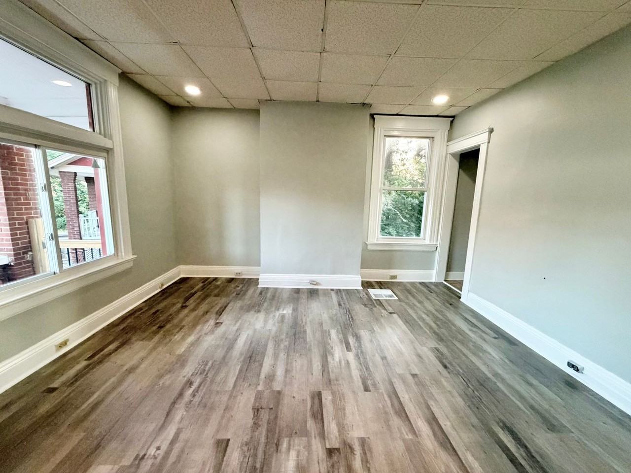 3648 Brooks Ave - Photo 4 of 17