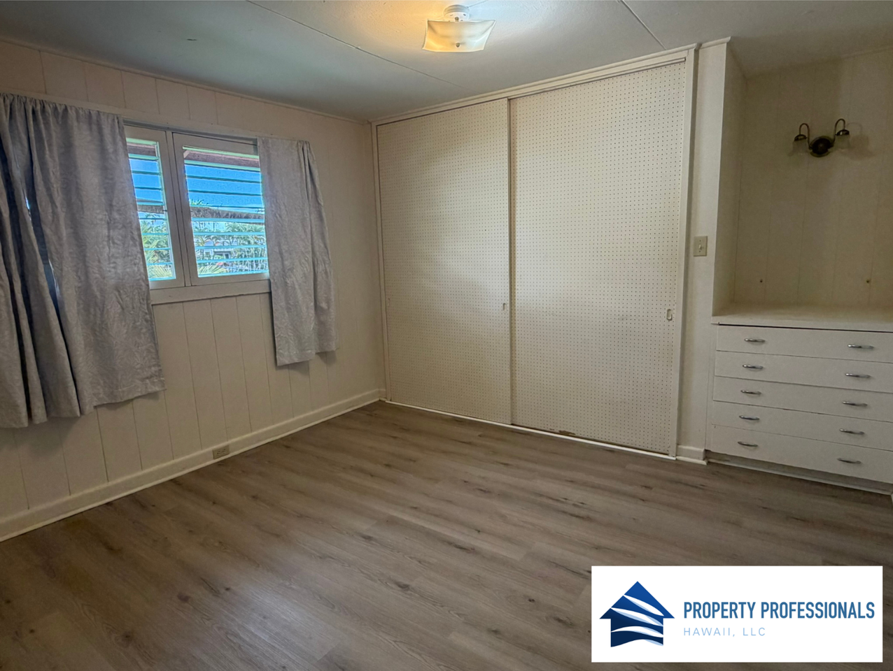 One Bedroom Apartment in Hilo - Photo 4 of 6