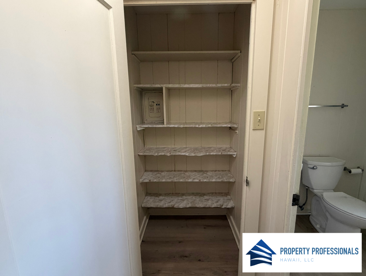 One Bedroom Apartment in Hilo - Photo 6 of 6
