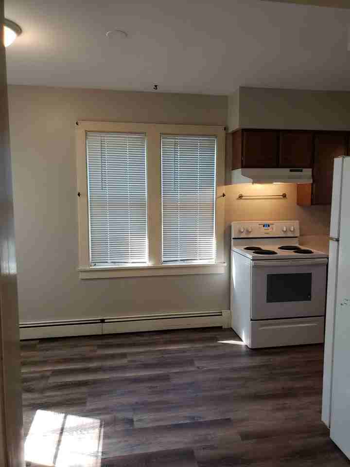 415 415 9th Street NW - RHS 415- #3 - Photo 2 of 11