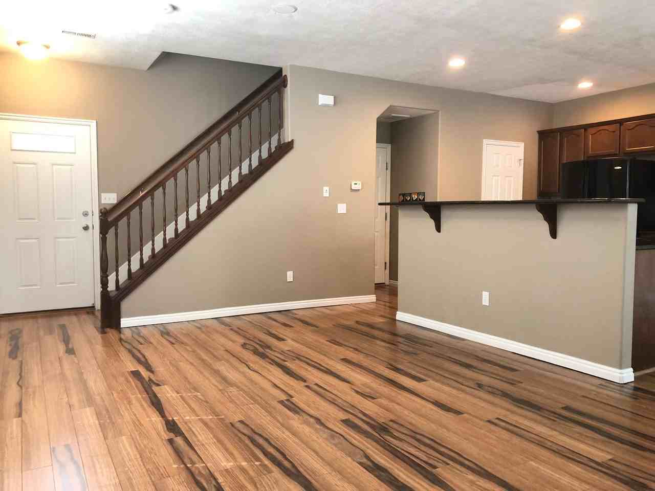 4944 W Mimosa St - Photo 4 of 13