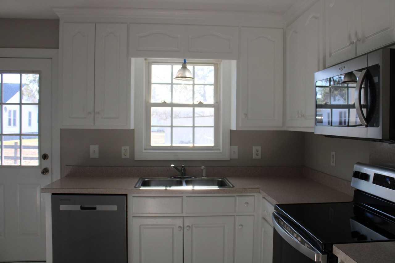 6313A Railroad St - Photo 6 of 19