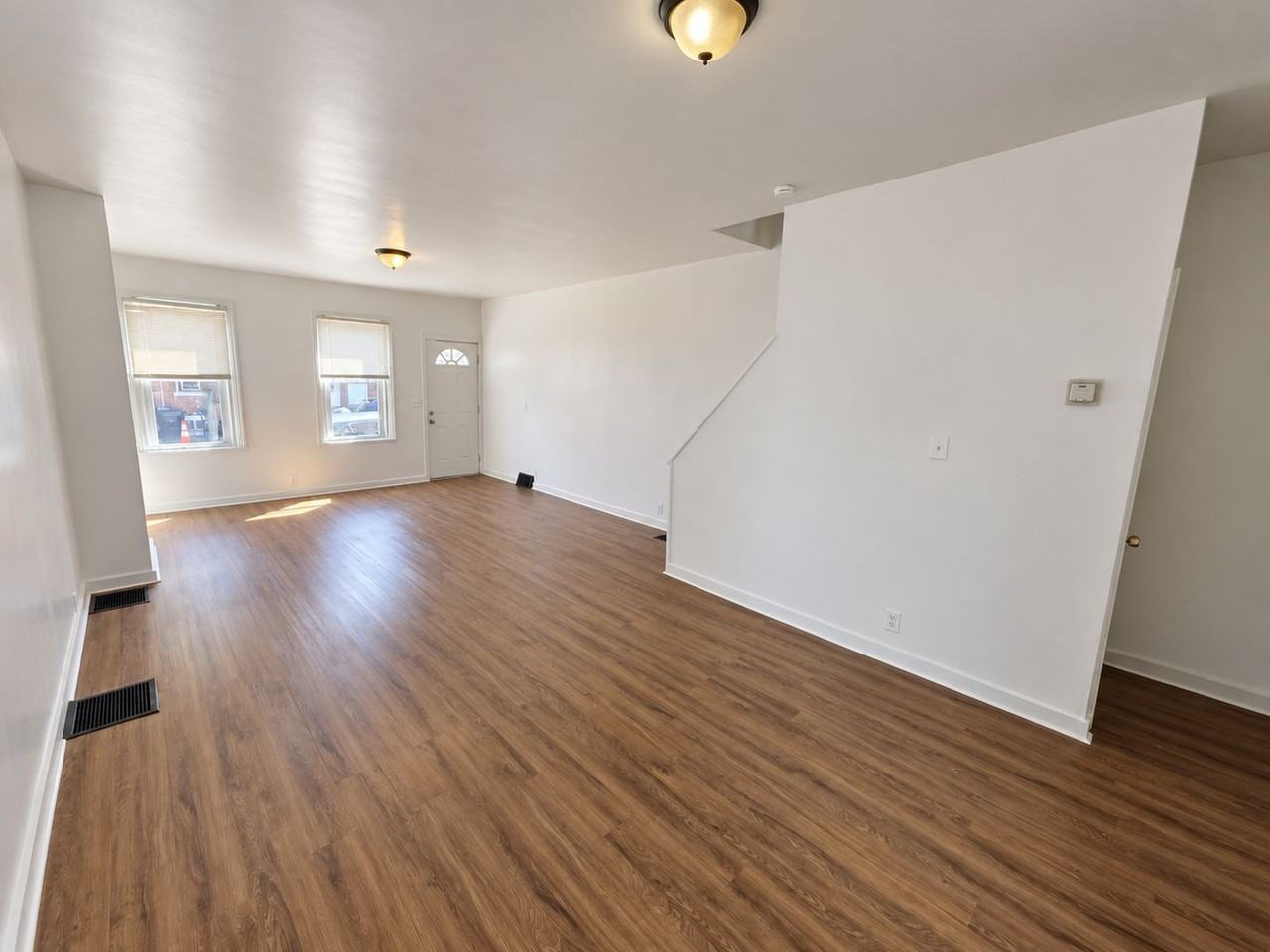 803 Anchorage St - Photo 4 of 20