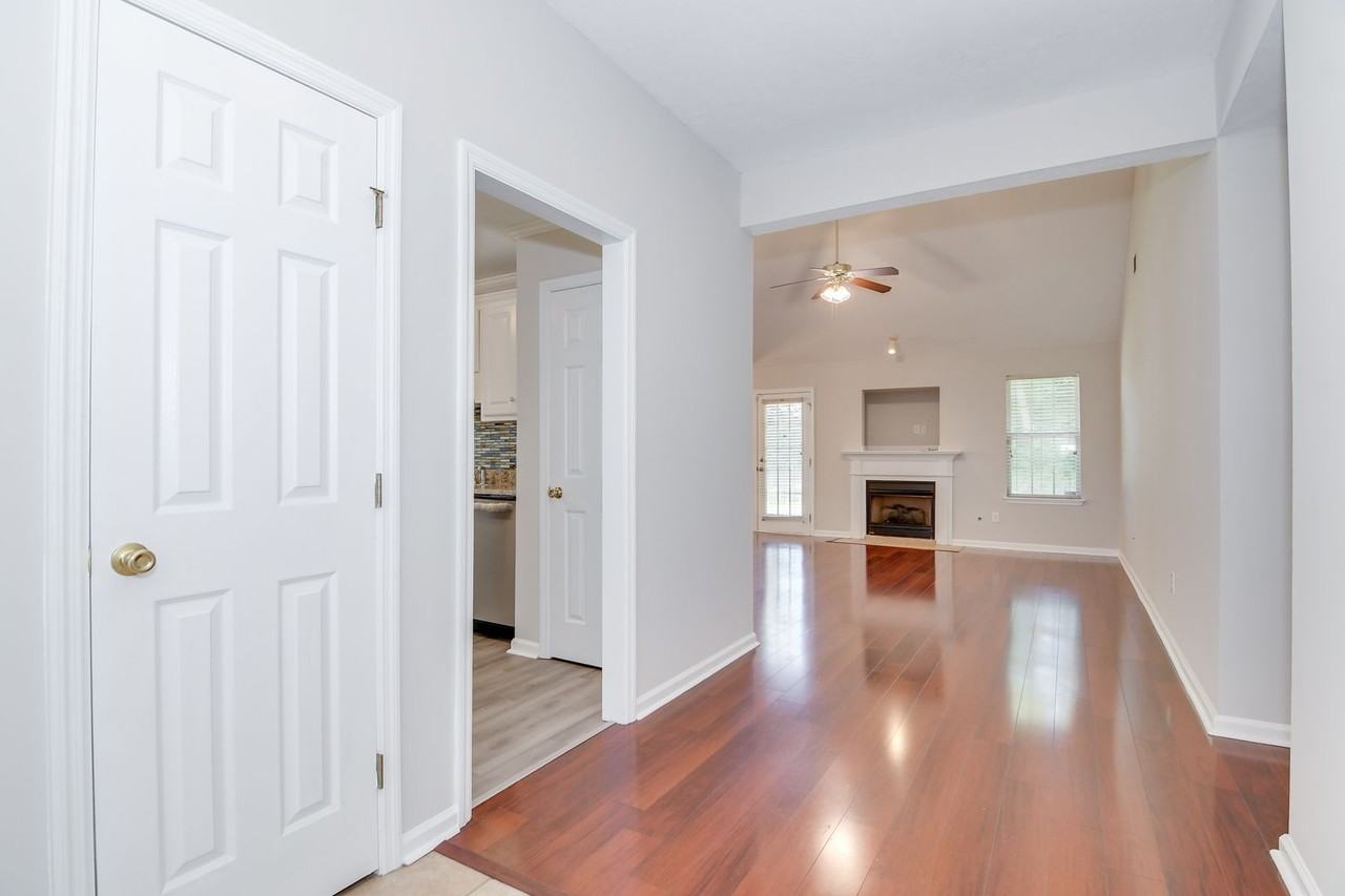 529 Country Glen Dr - Photo 6 of 34