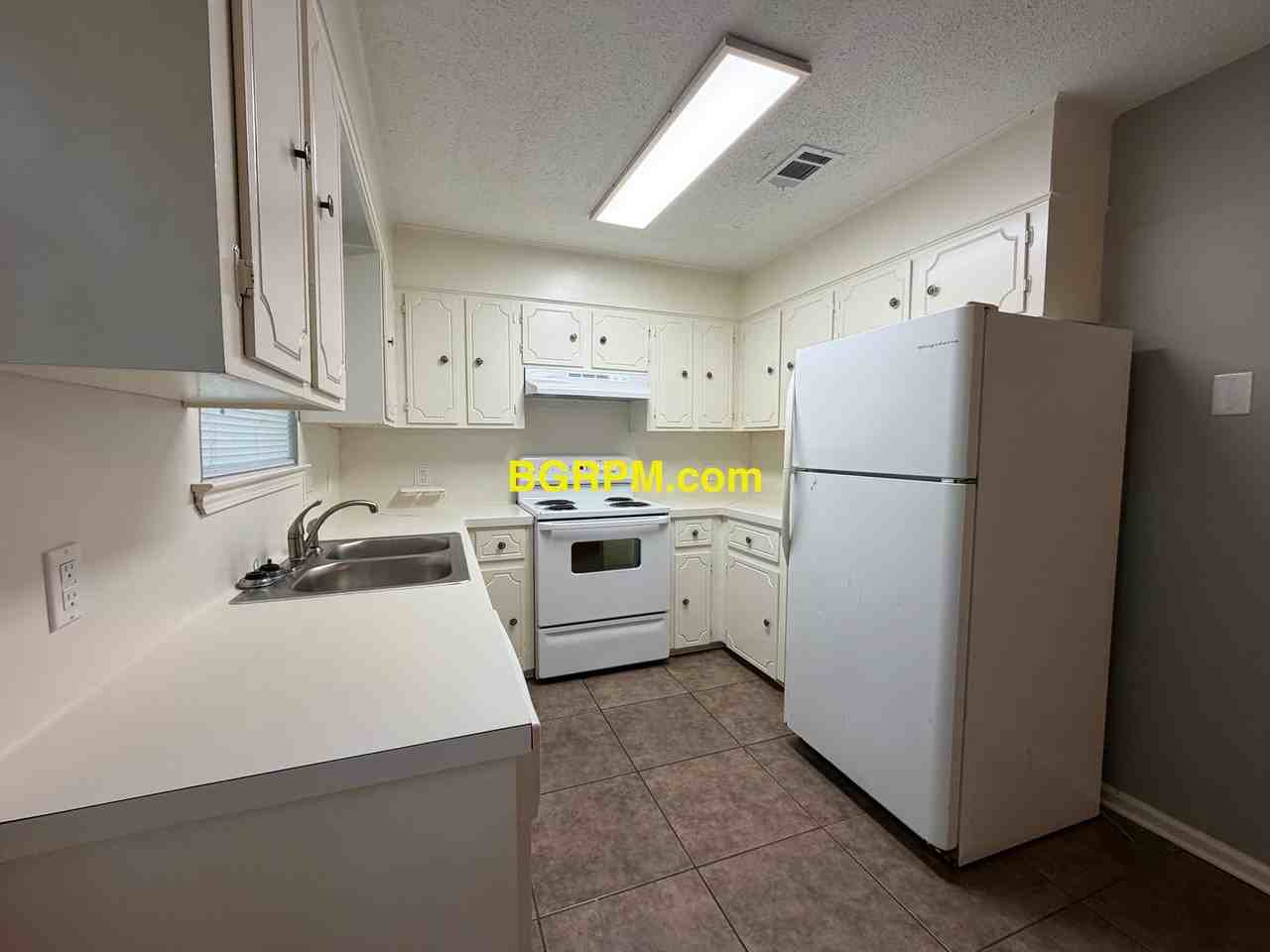 1217 Overview Dr - Photo 4 of 9