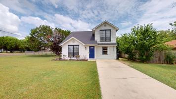 featured image of 2206 Lazy Ridge Dr