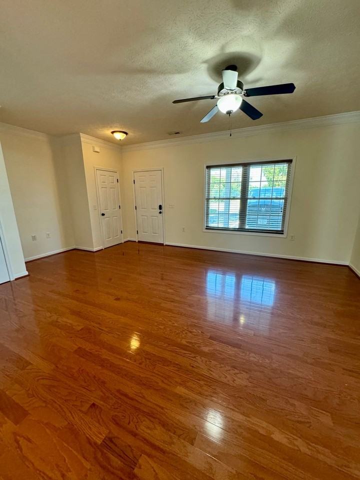 31 Cantermill Ln - Photo 4 of 14