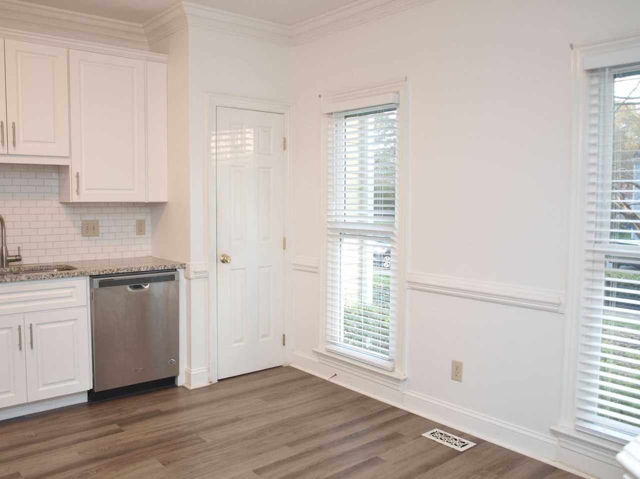 8312 Wycombe Ln - Photo 4 of 18