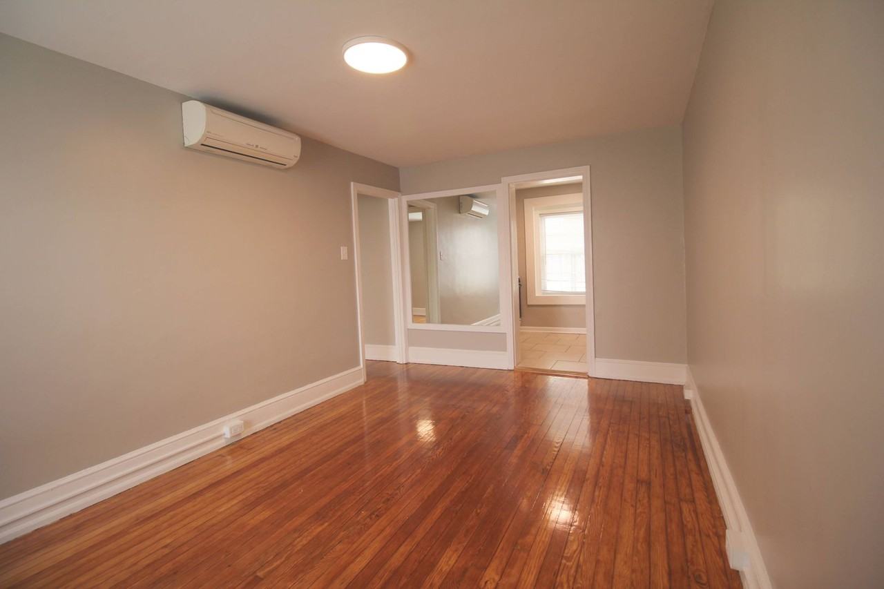 117 Chestnut St - Photo 3 of 10