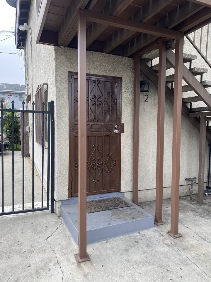 11150 South Figueroa Street #2 - Photo 2 of 12