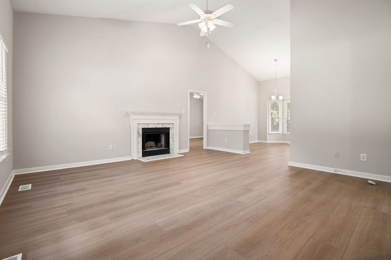 2909 Buckboard Ln - Photo 3 of 25