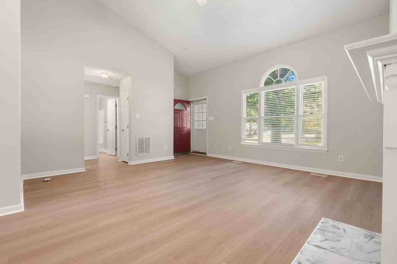 2909 Buckboard Ln - Photo 4 of 25