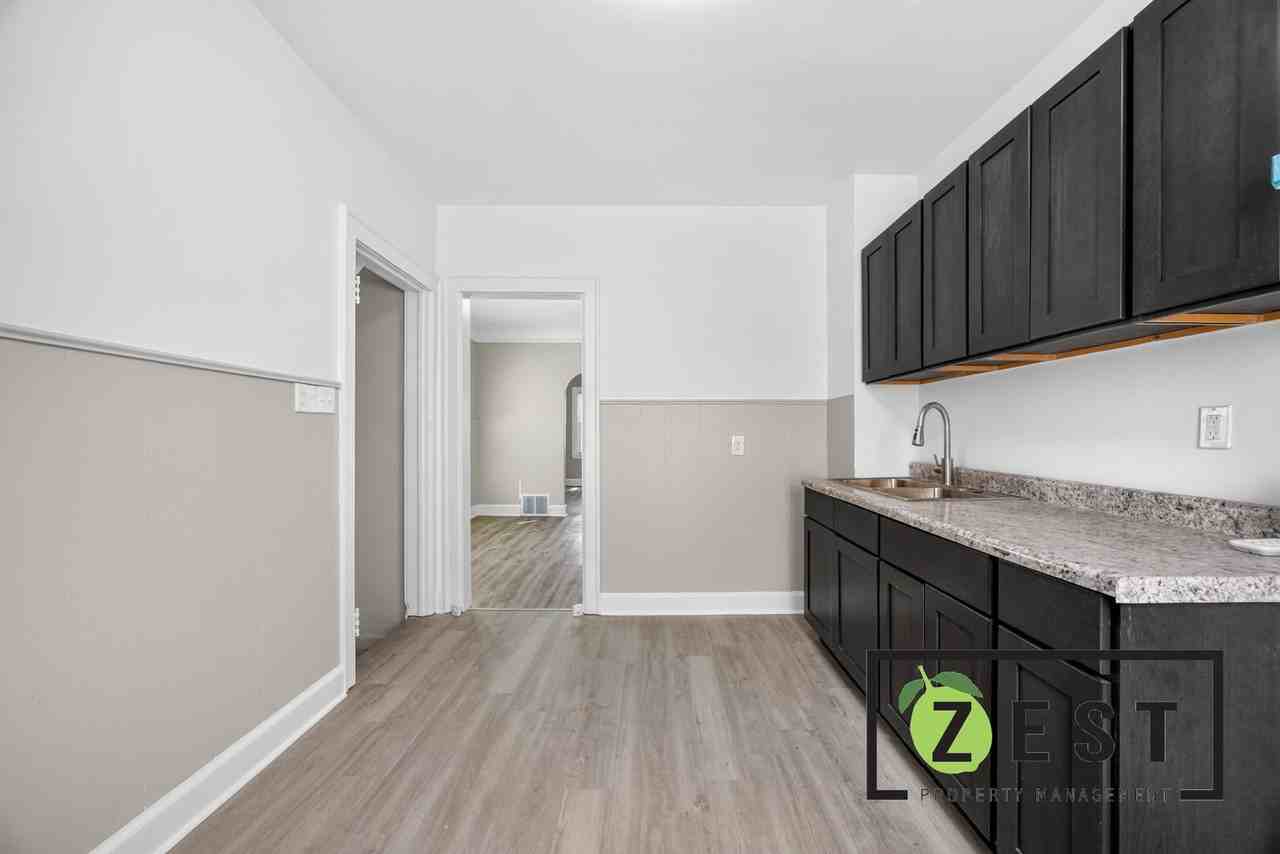 15494 Bringard Dr #1 - Photo 3 of 36