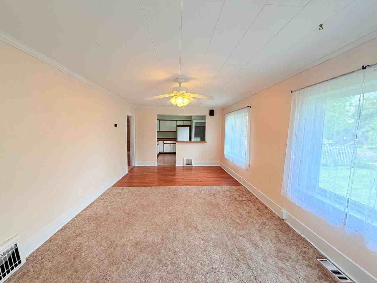 104 20th St S - Photo 3 of 13