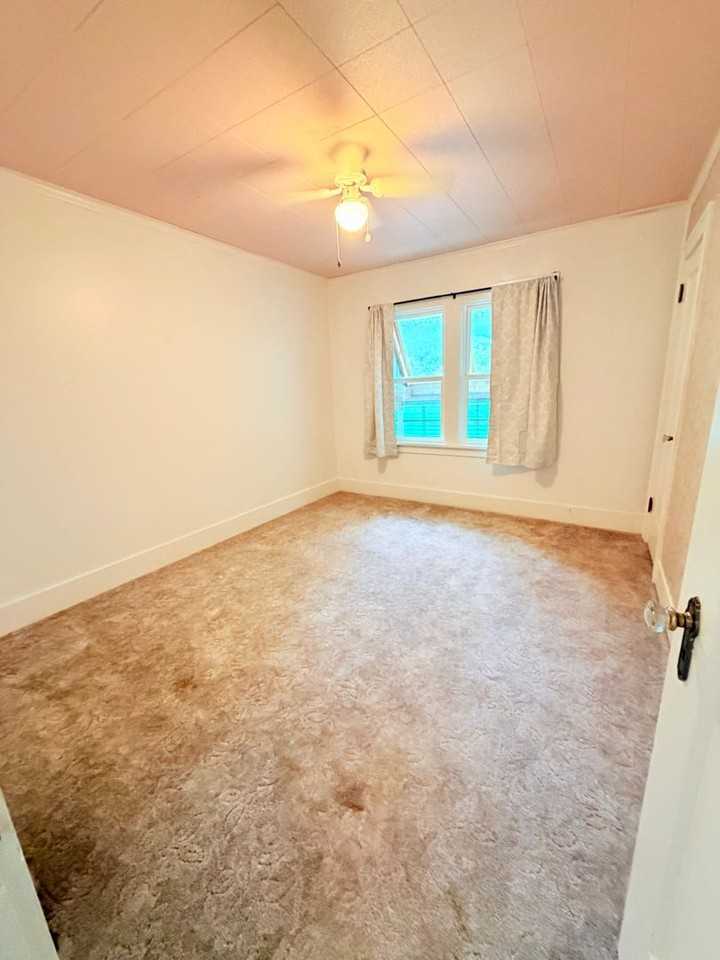 104 20th St S - Photo 4 of 13