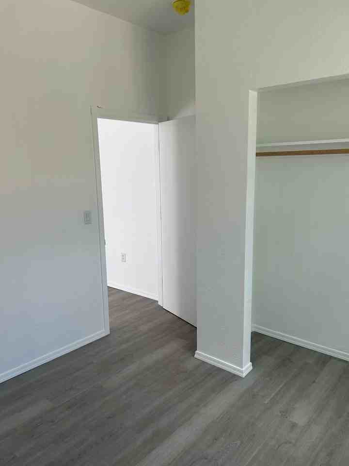 1301 W 2nd St - Photo 4 of 6