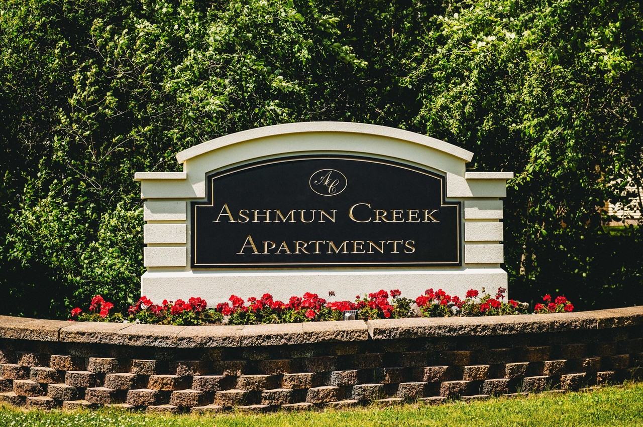 Ashmun Creek Apartments - Photo 3 of 11