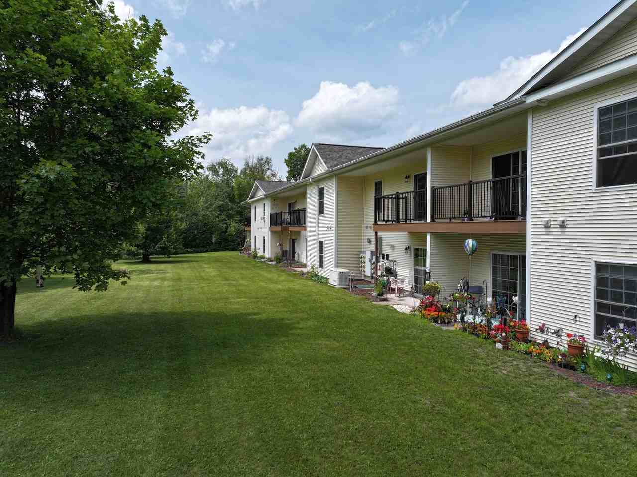 Ashmun Creek Apartments - Photo 5 of 11